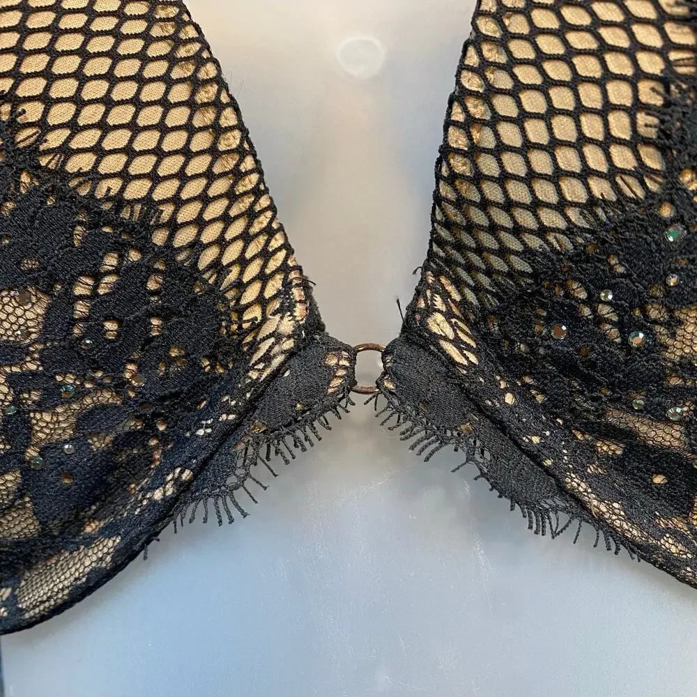 Victoria Secret Womens Size 36DD Black Lace Very Sexy Push Up Bra Underwire - Picture 2 of 7